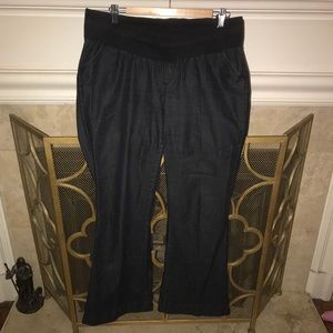 Duo Maternity Dark Wash Jeans in EUC!